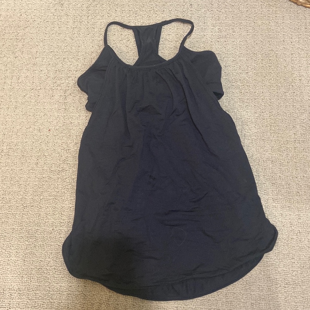 Lululemon top